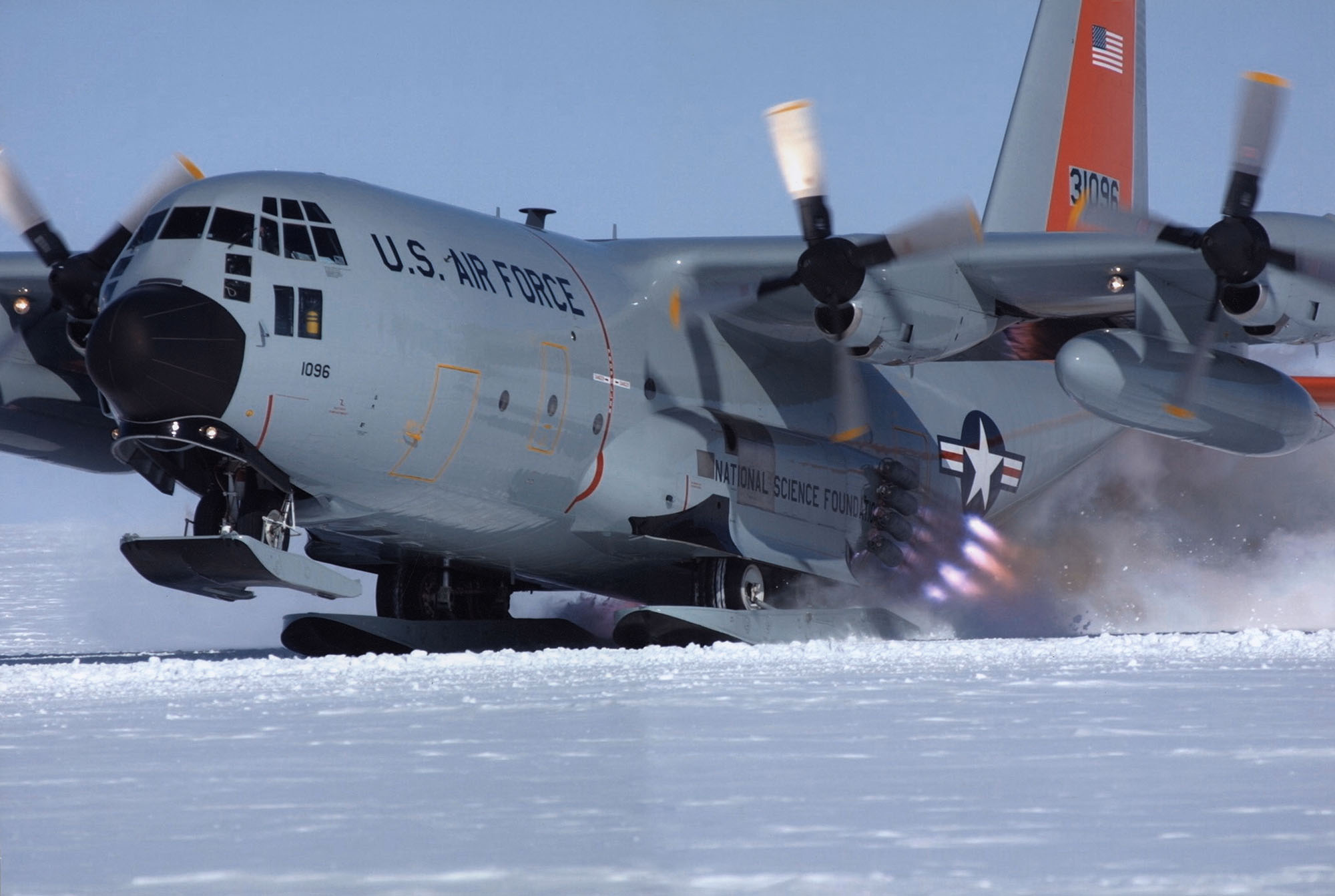 Cold Weather Mission Of The New York Air National Guard 109th Airlift ...